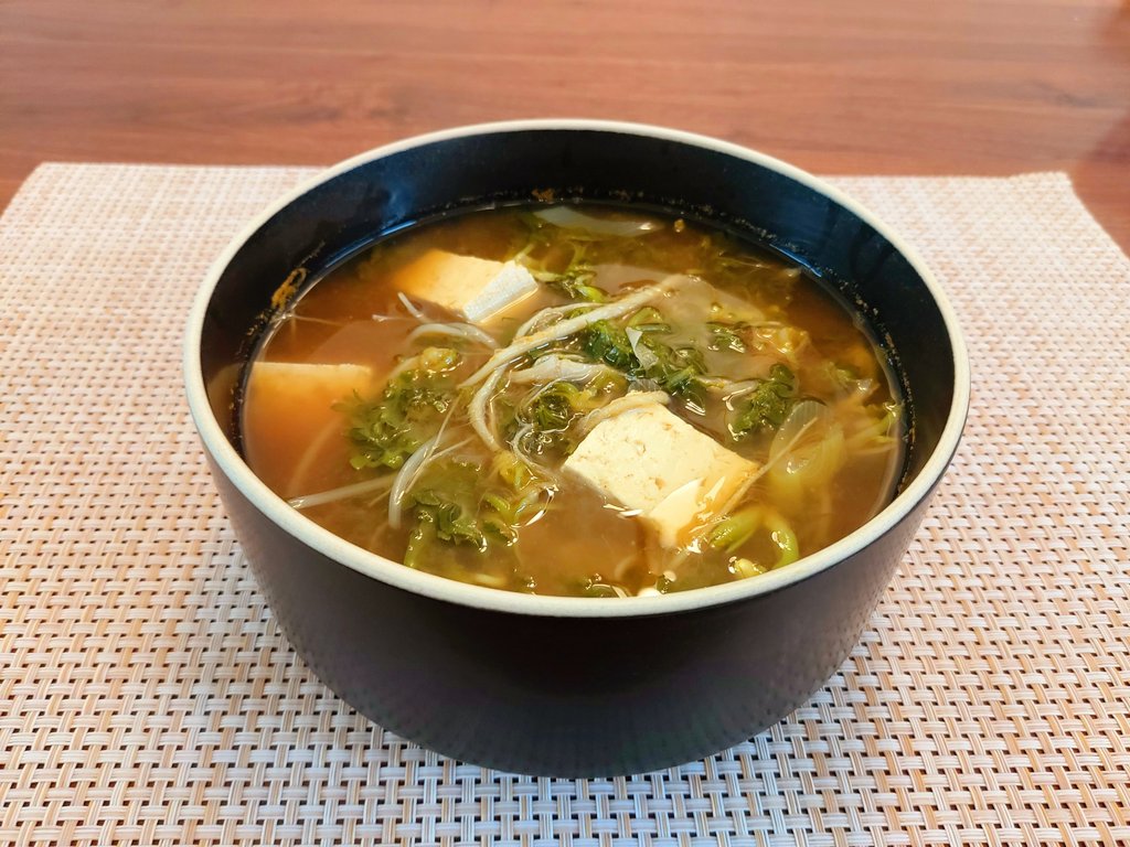 Simple Soybean Paste Soup
