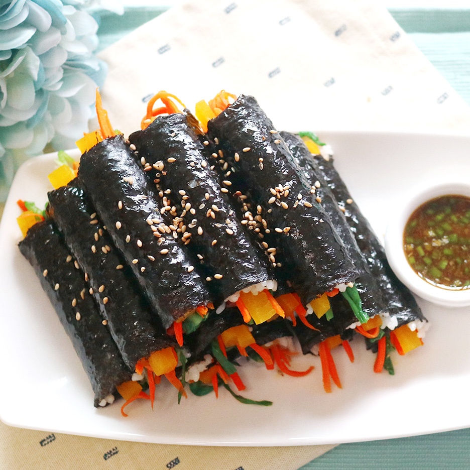 Mini Seaweed Rice Rolls
