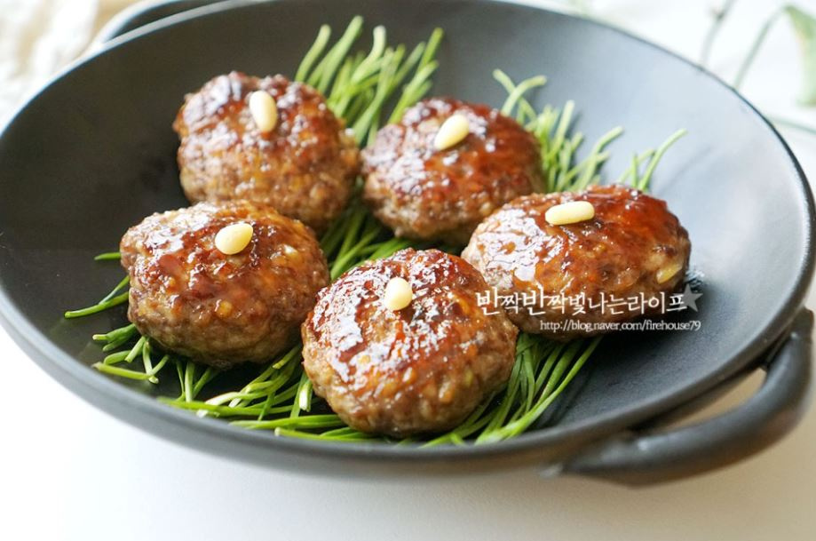 Mini Grilled Short Rib Patties